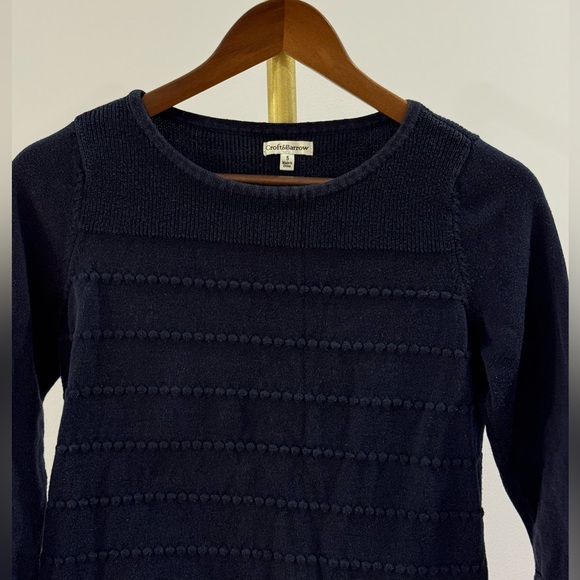 CROFT&BARROW β’ Midnight Blue Textured Knit Top - Picture 3 of 10